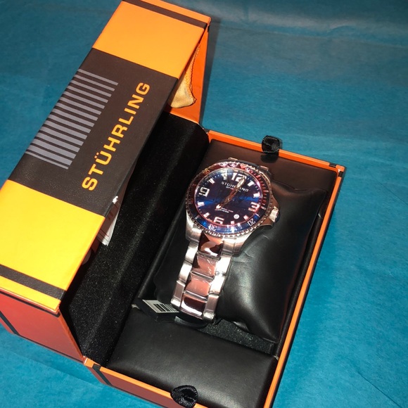 🔥host pick🔥NWT Stuhrling watch - Picture 2 of 3